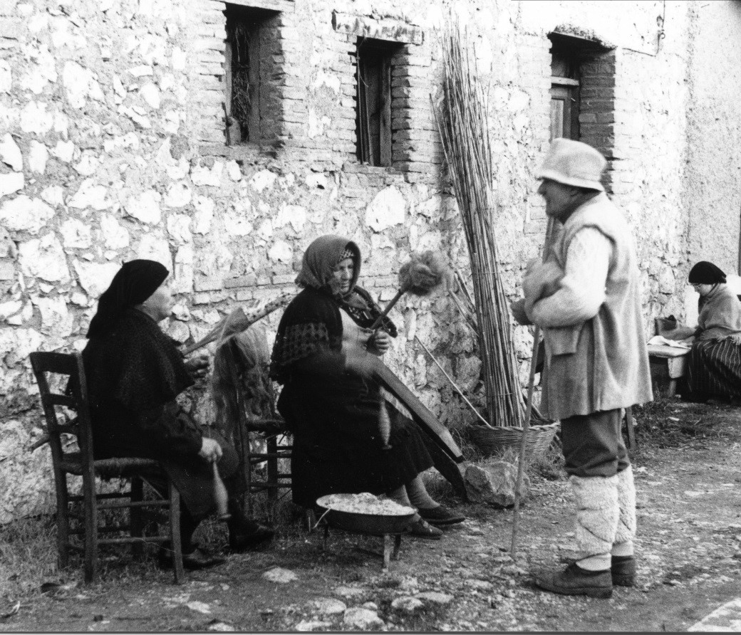 Canapine, fuso e&nbsp;ruci