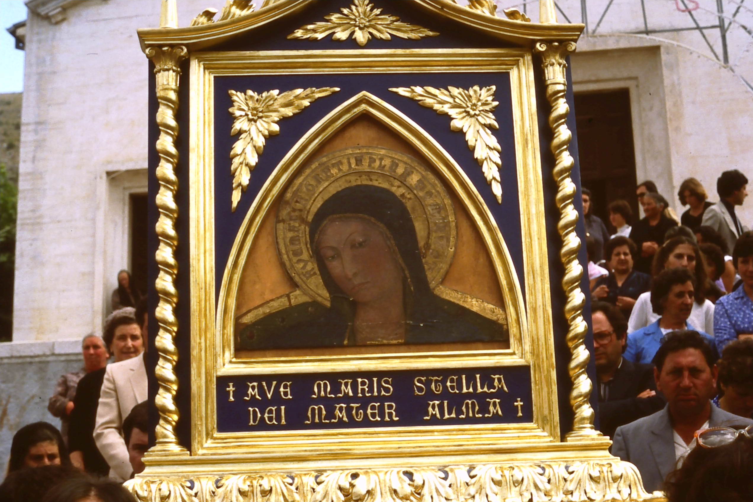 Una cornice che è un’opera&nbsp;d’arte