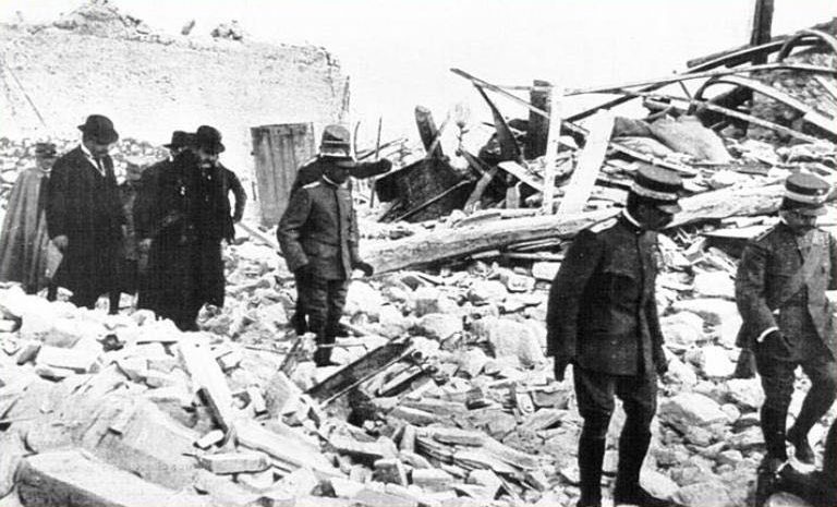 Il Re a Cese e altre ipotesi&nbsp;fantasiose